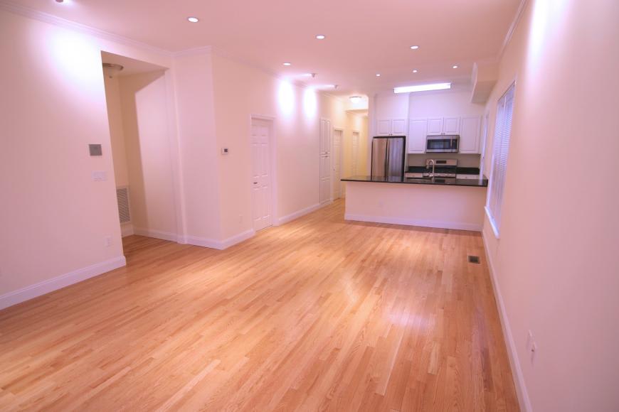 15 Langdon St. – photo 1