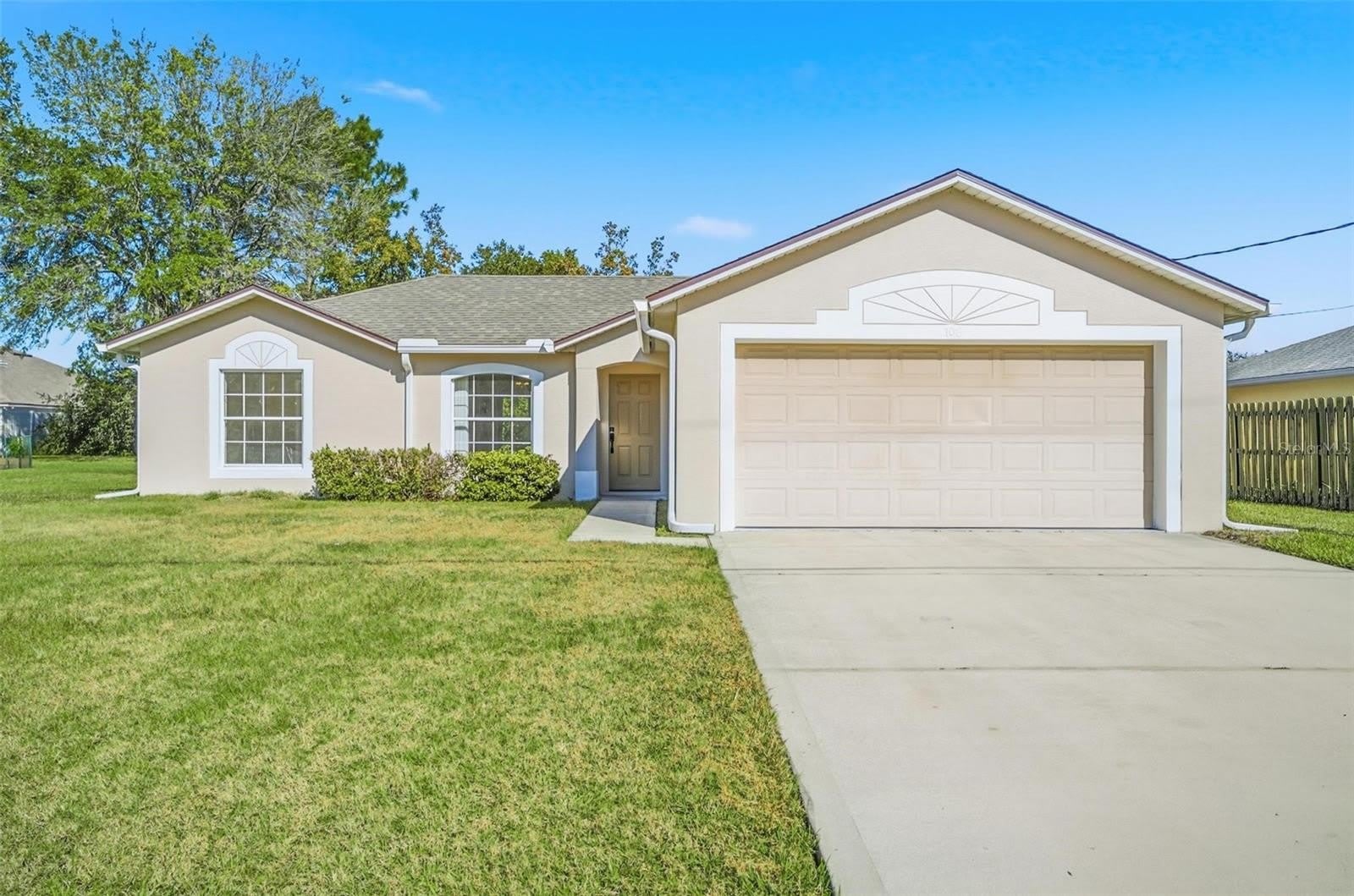 106 LA MANCHA Drive – photo 1