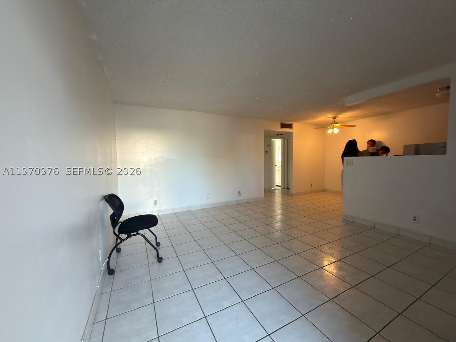 30 SE 4th Ave – photo 2