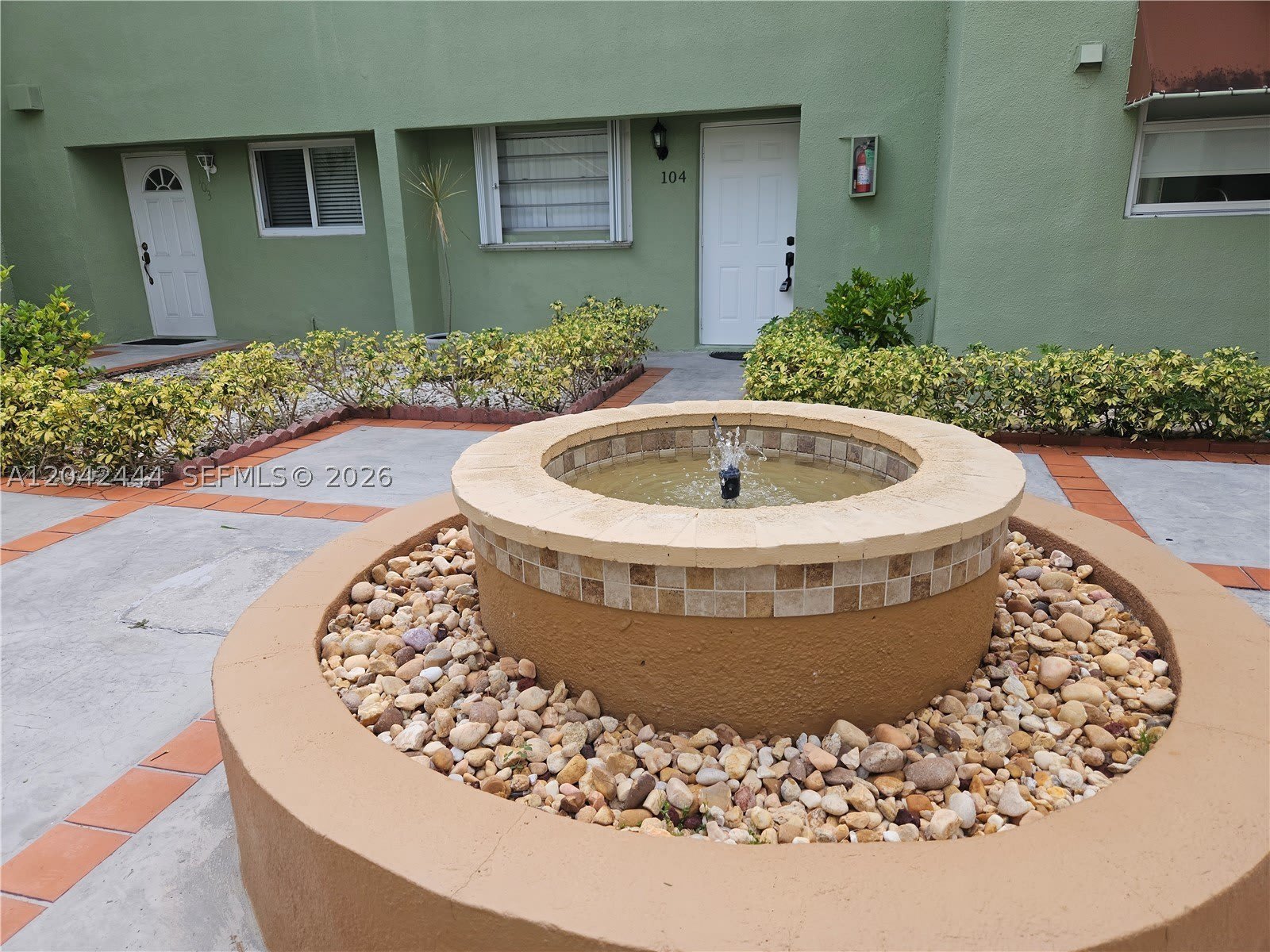 11071 NW 7th St – photo 4