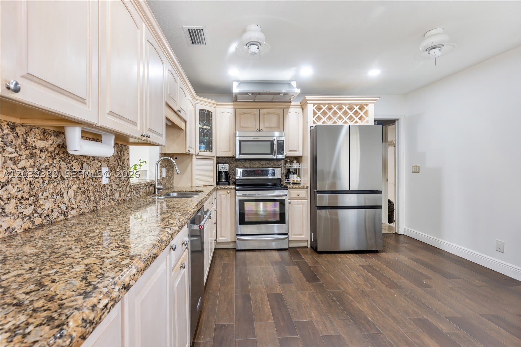 19323 Carolina Cir – photo 4