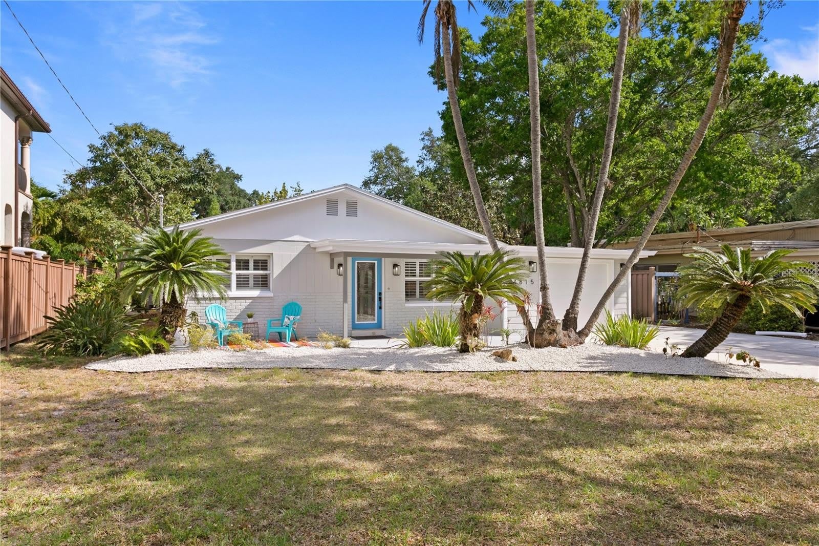 4815 W SAN RAFAEL Street – photo 1
