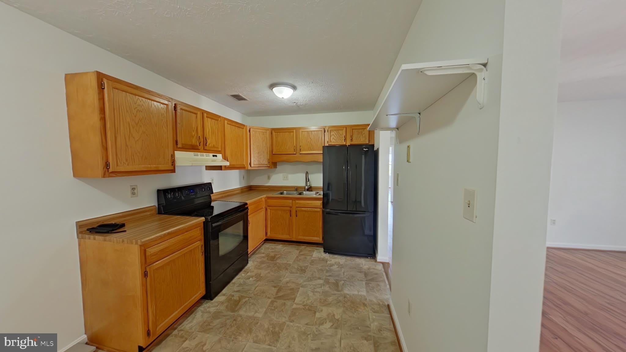 1290 OX Road – photo 2