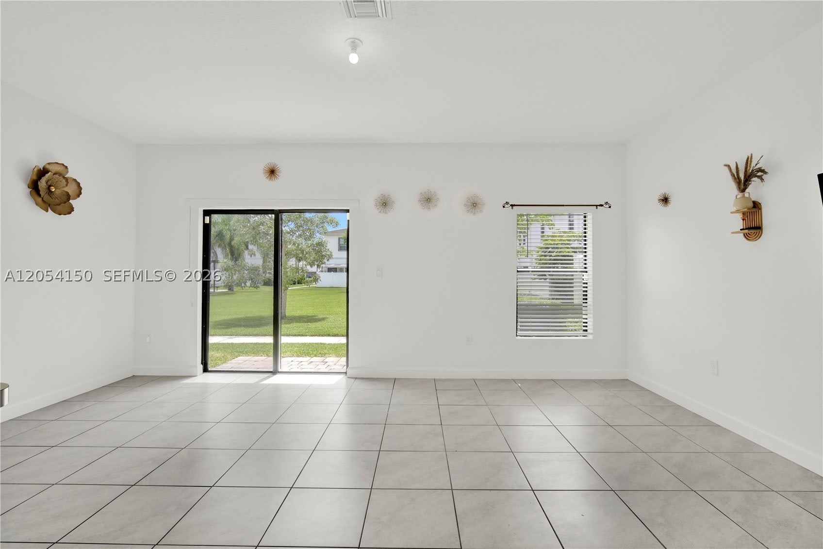 1161 Sw 8Th Ave – photo 5