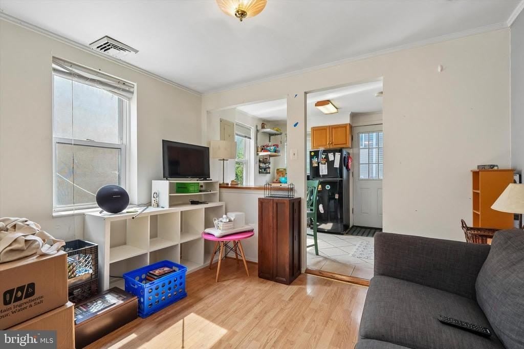 2348 CHRISTIAN STREET – photo 3