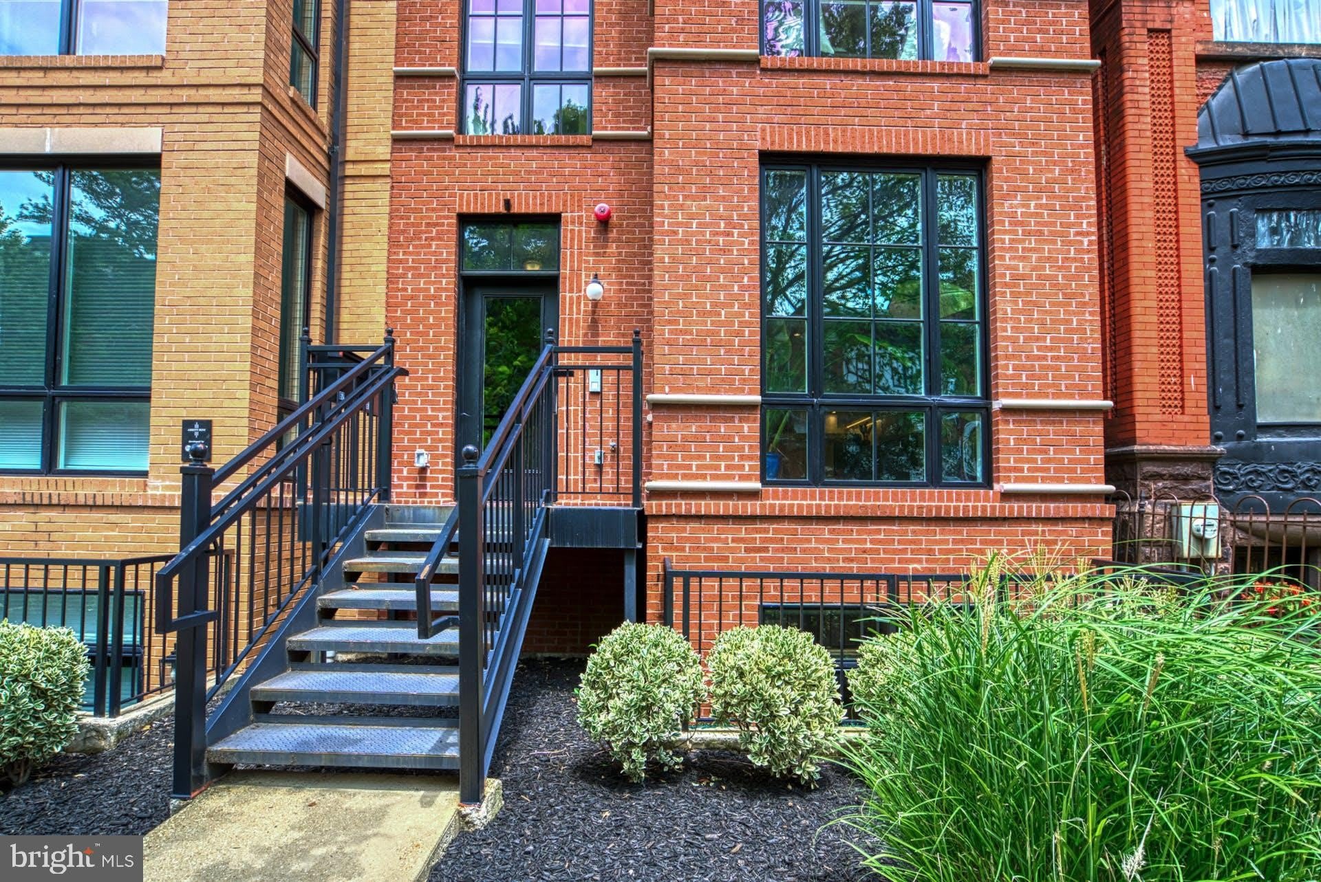 467 M Street NW – photo 3