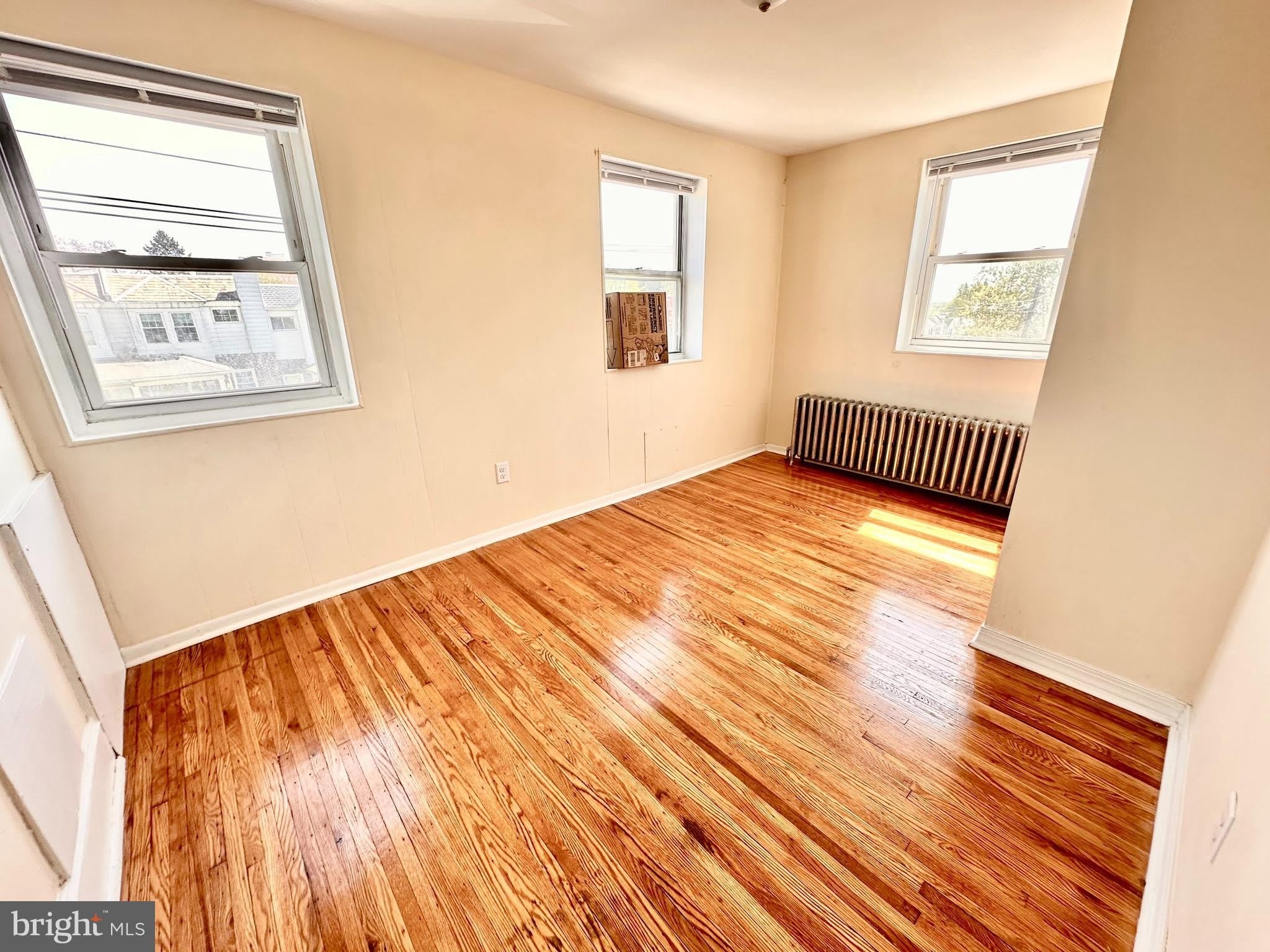3400 HENRY Avenue – photo 2