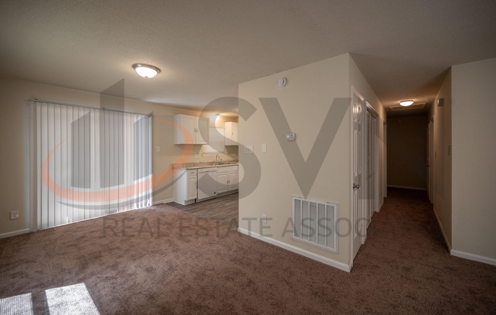 Updated 3BR, 2BA Durham Rental with Front Porch & Deck – photo 4