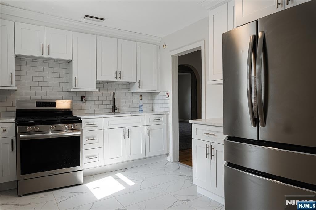 206 1st Street – photo 4