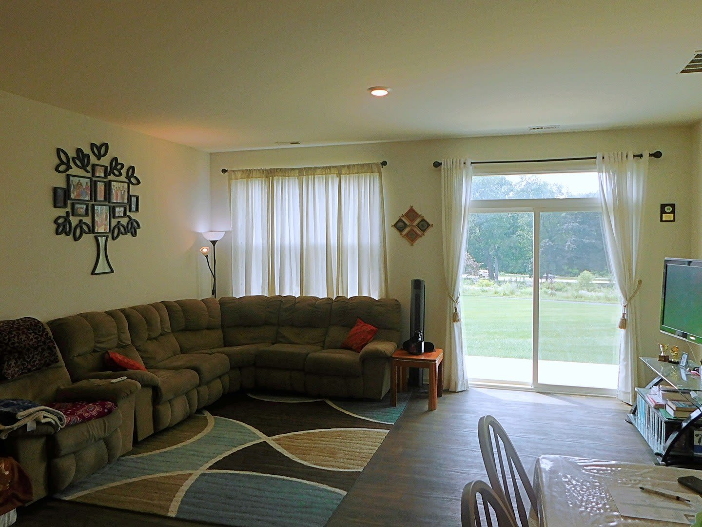 944 Darwin Street – photo 4