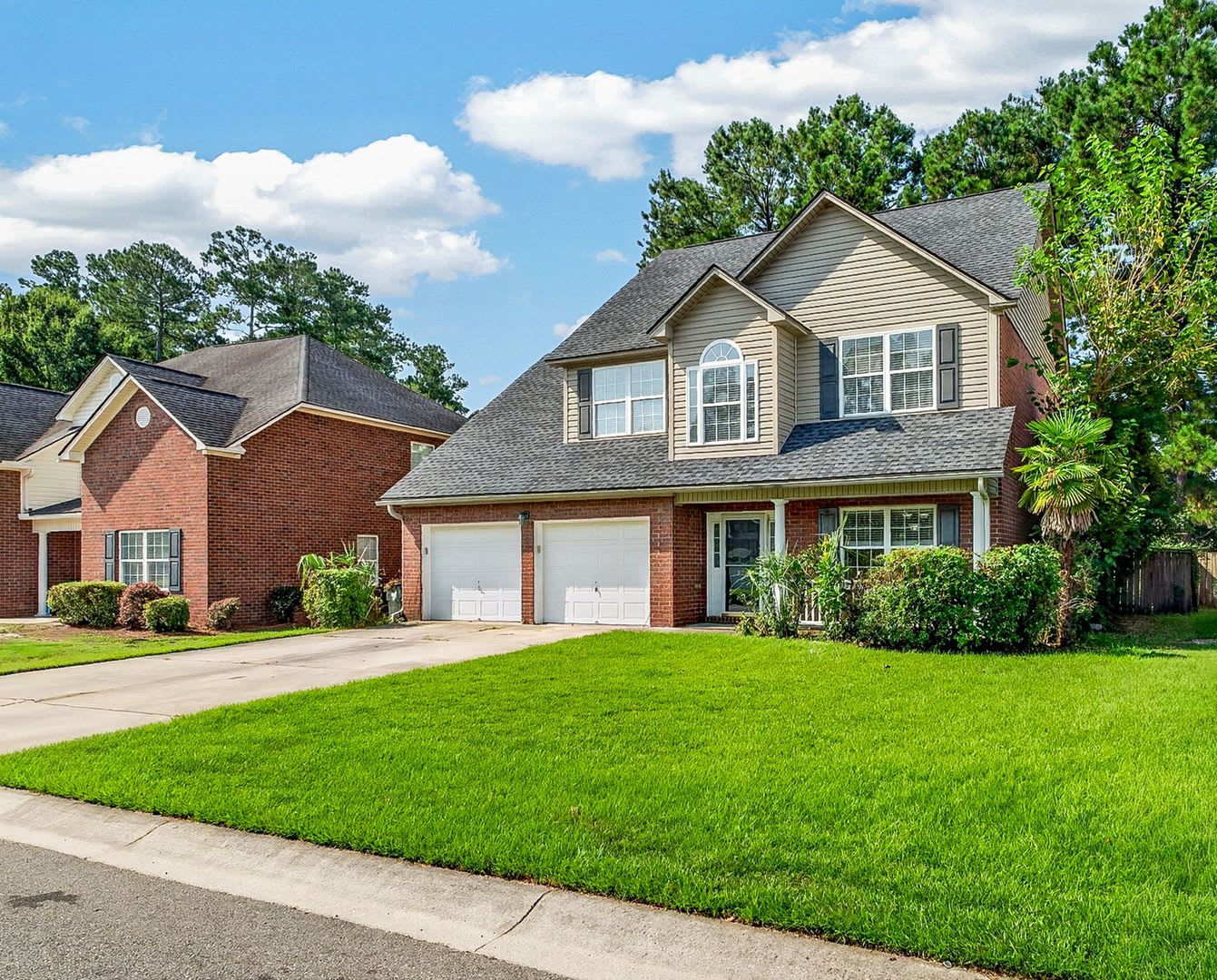 Pond-View Home with Spacious Yard – photo 3