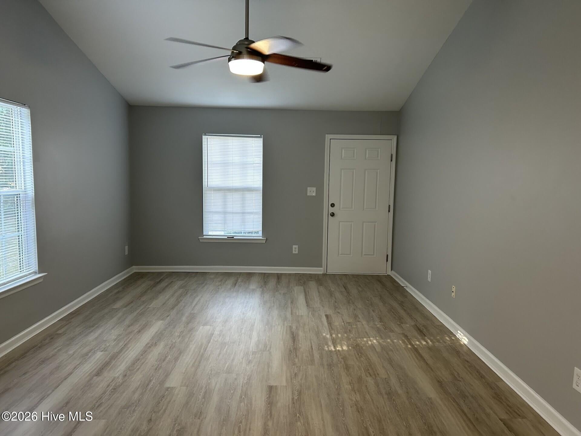 4461 Belair Drive – photo 3