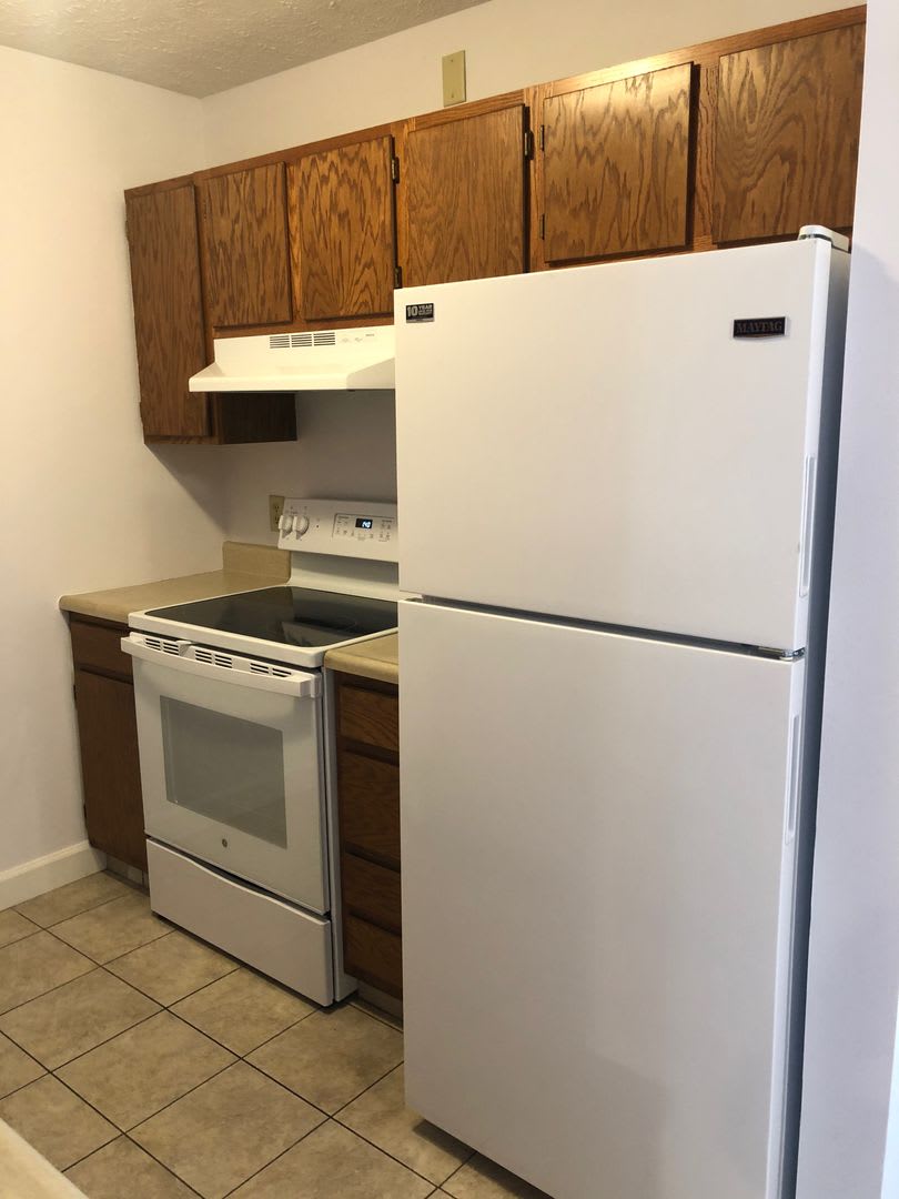 Updated 3 Bedroom Duplex Townhome on Quiet Tree-Lined Street – photo 2