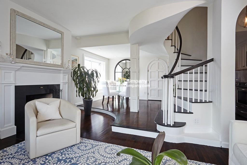 124 Beacon St – photo 3