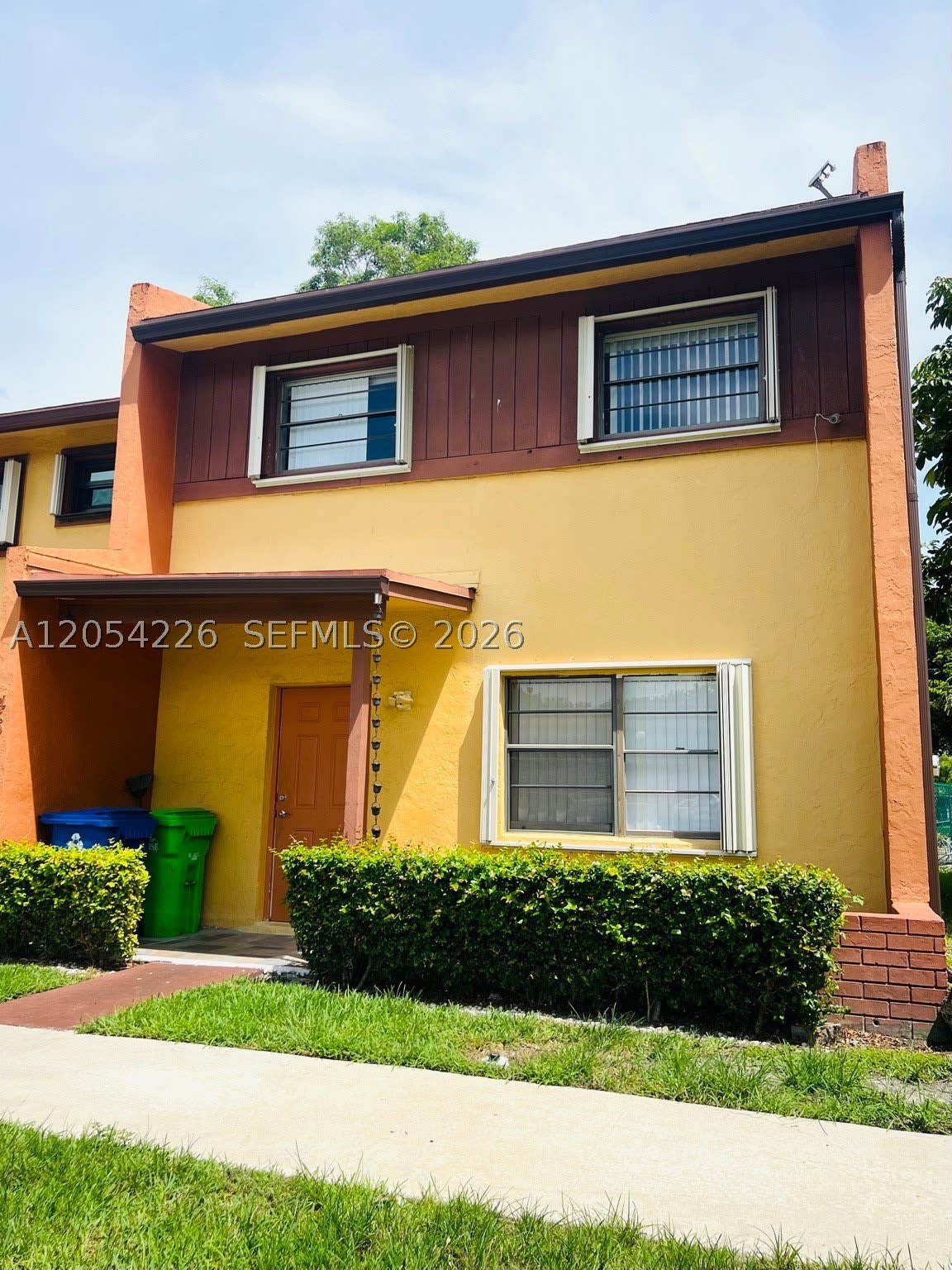 4613 NW 91st Ave – photo 1