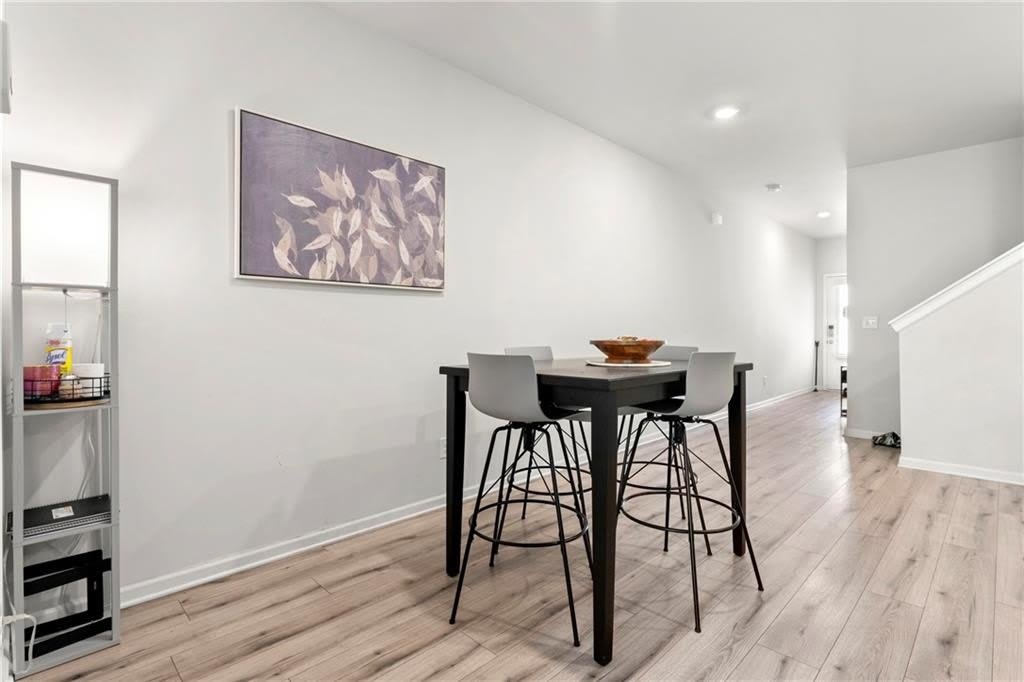 1840 Fabian Way SW – photo 3