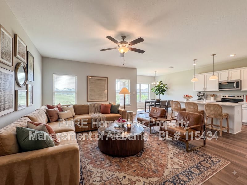 814 Temple St – photo 2