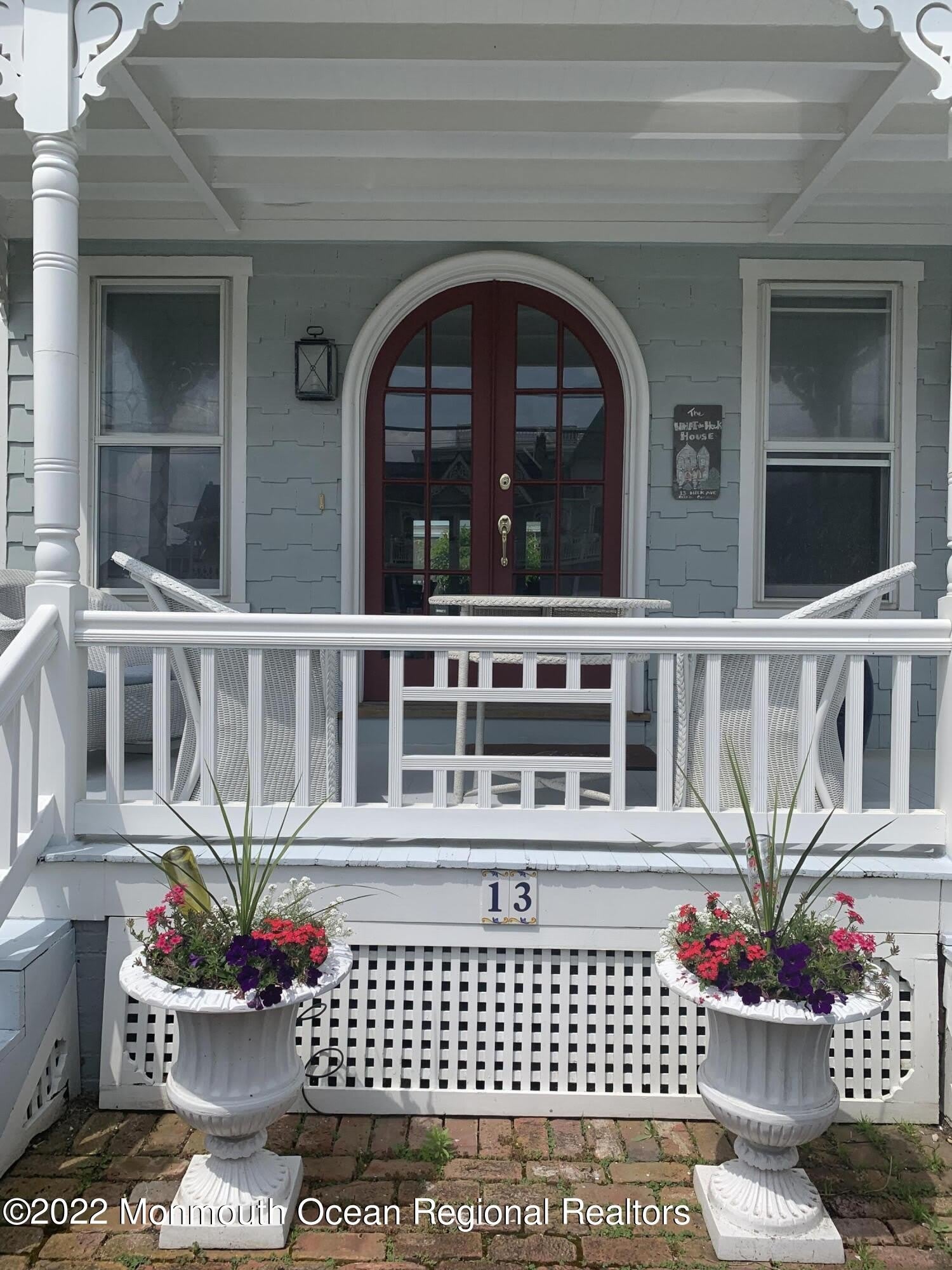 13 Heck Avenue – photo 3
