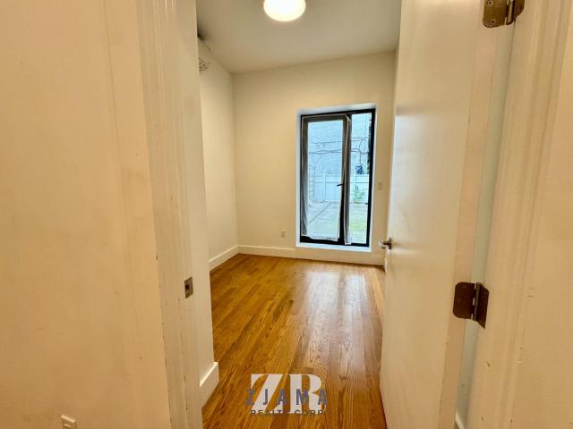 435 Dekalb Avenue – photo 4