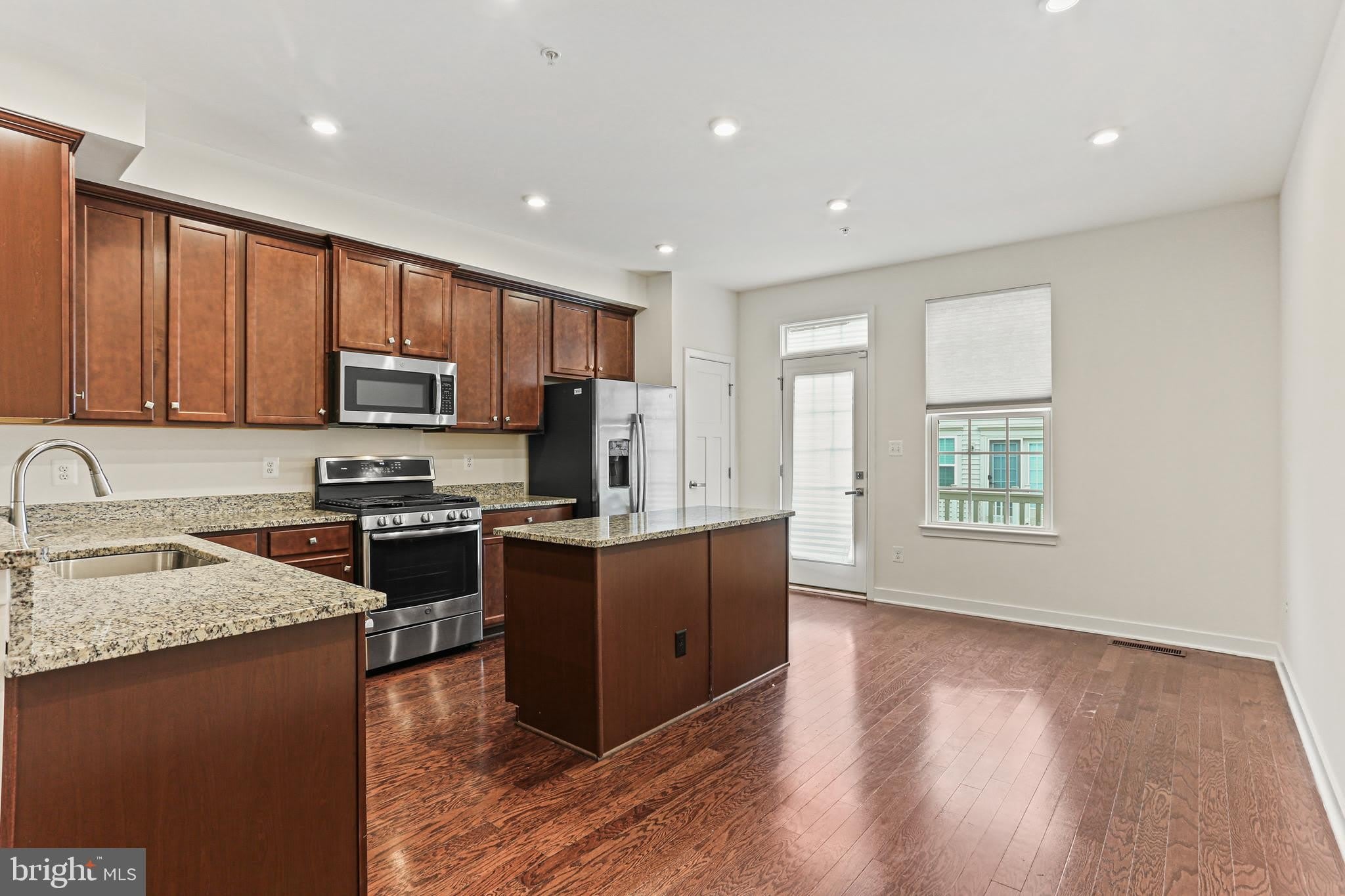 8114 MINER Street – photo 2