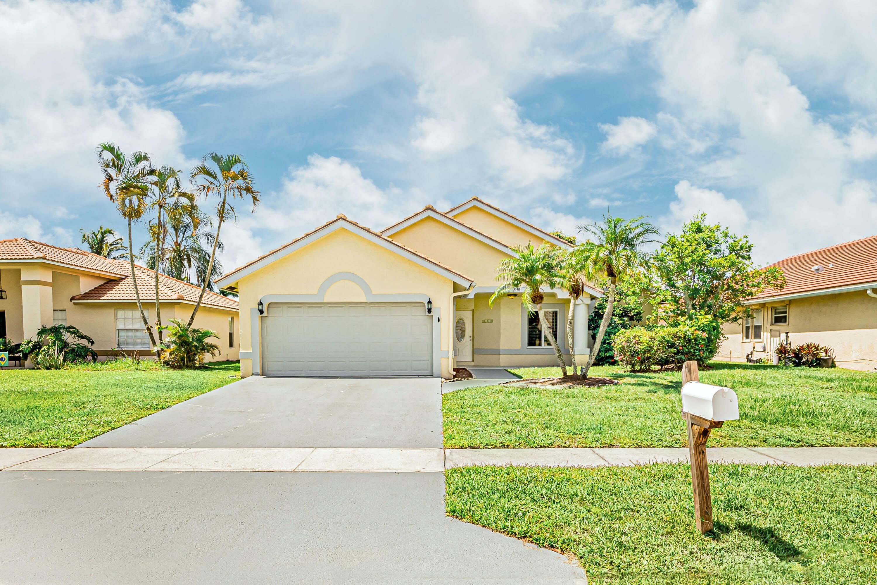 5148 Rosen Boulevard – photo 1