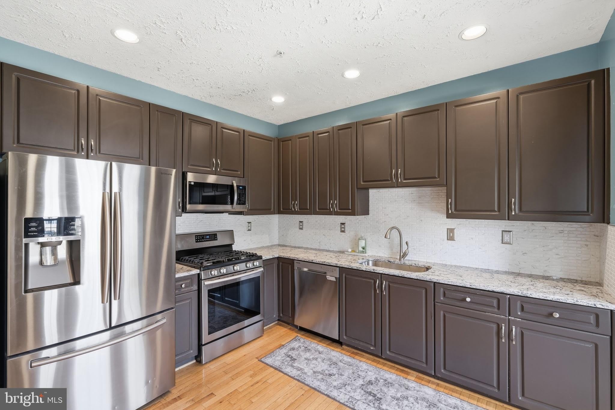 7827 QUILL POINT Drive – photo 5