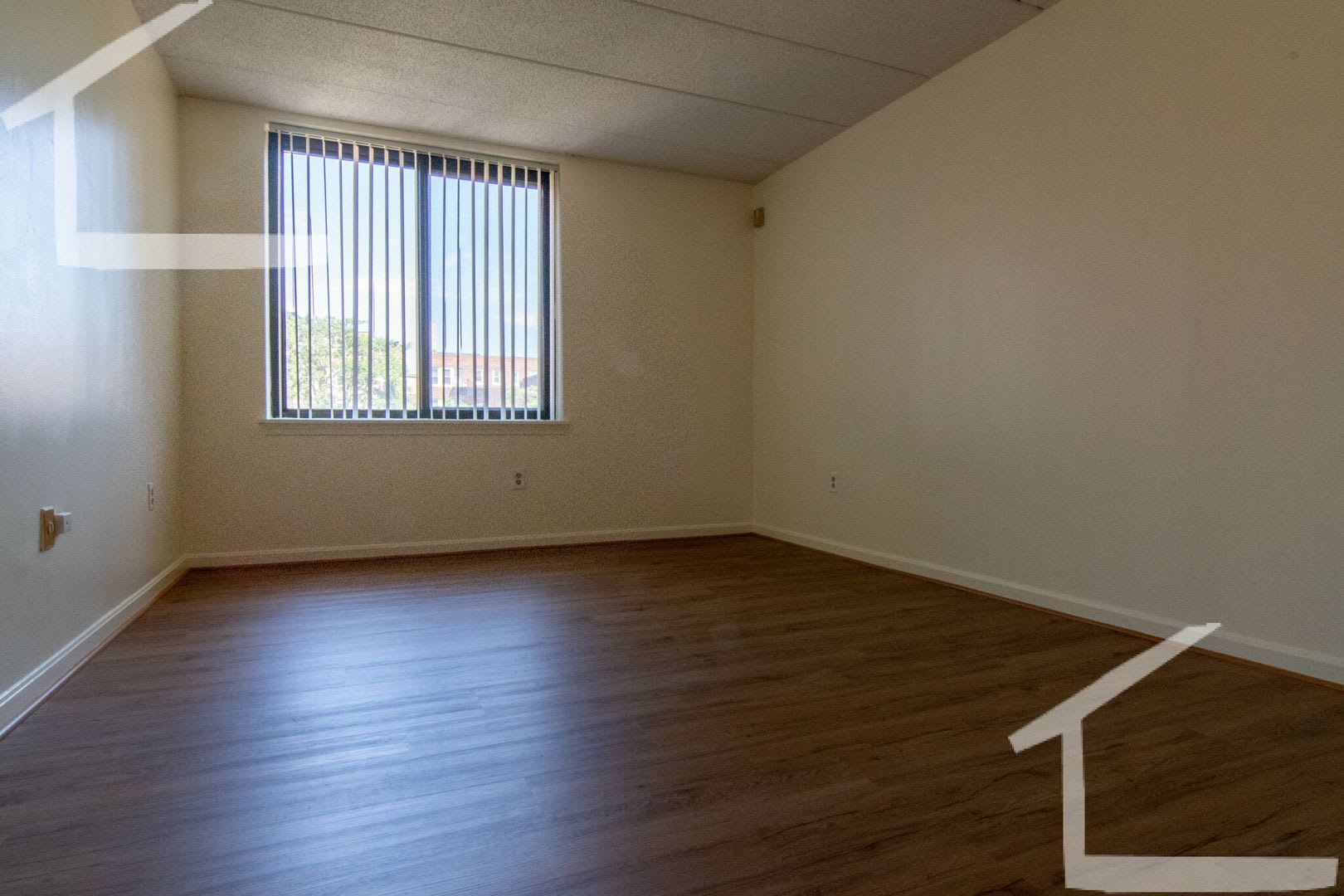 Huge 2 bed in Allston – photo 3