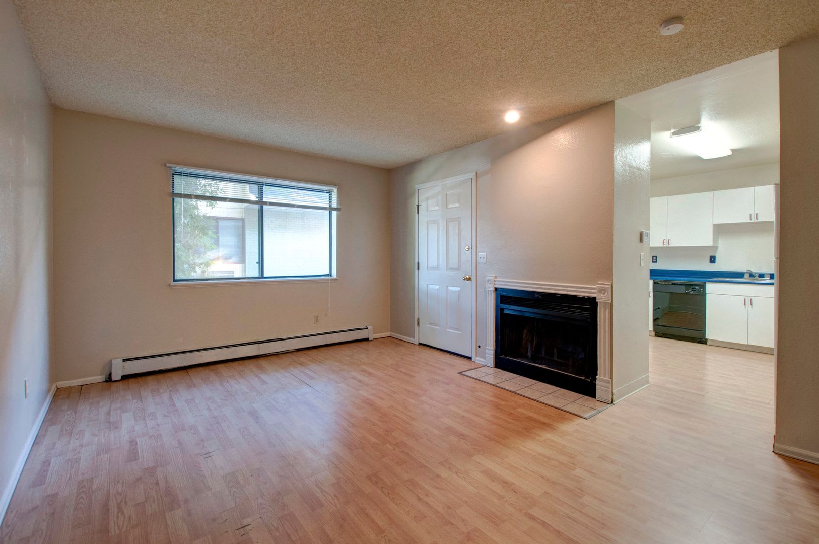 1631 19th St. – photo 5