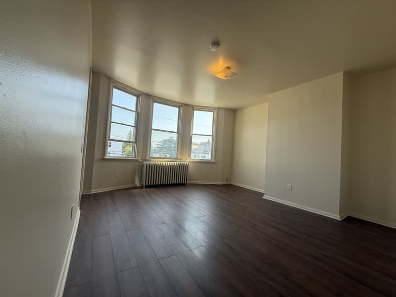 292 Catherine Street – photo 4