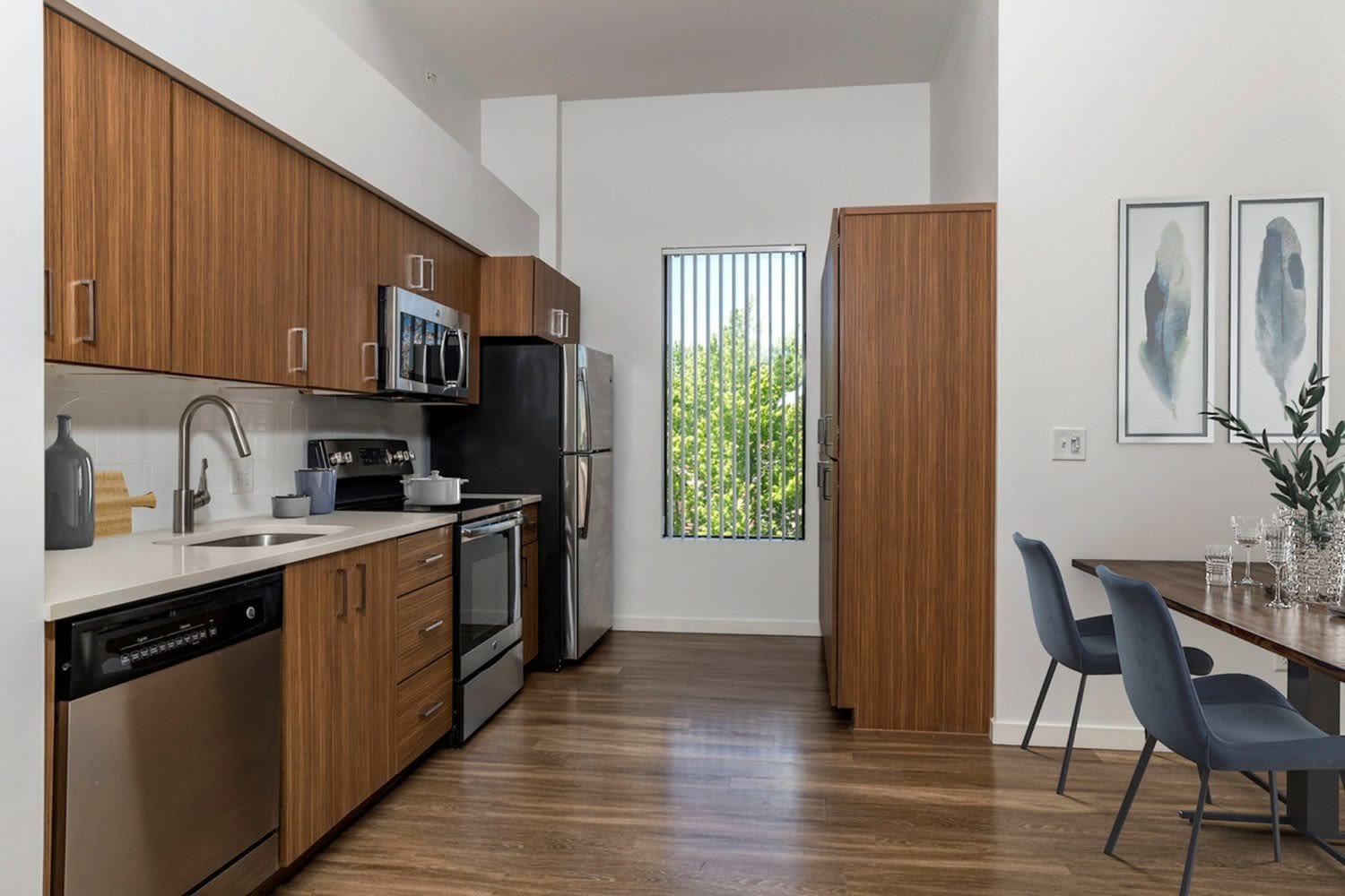 Summit at Wash Park Apartments – photo 2