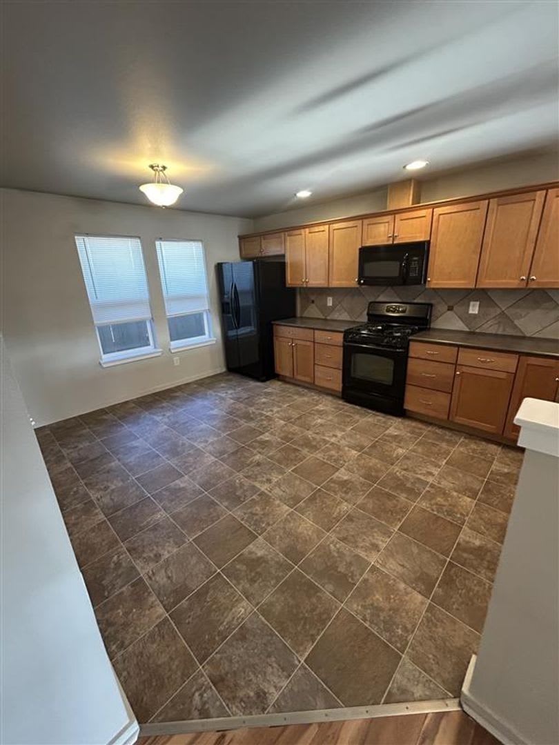 203 Walnut Grove Ct Unit A – photo 3