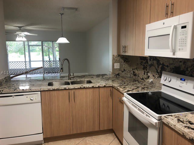 571 NW 208th Cir – photo 5