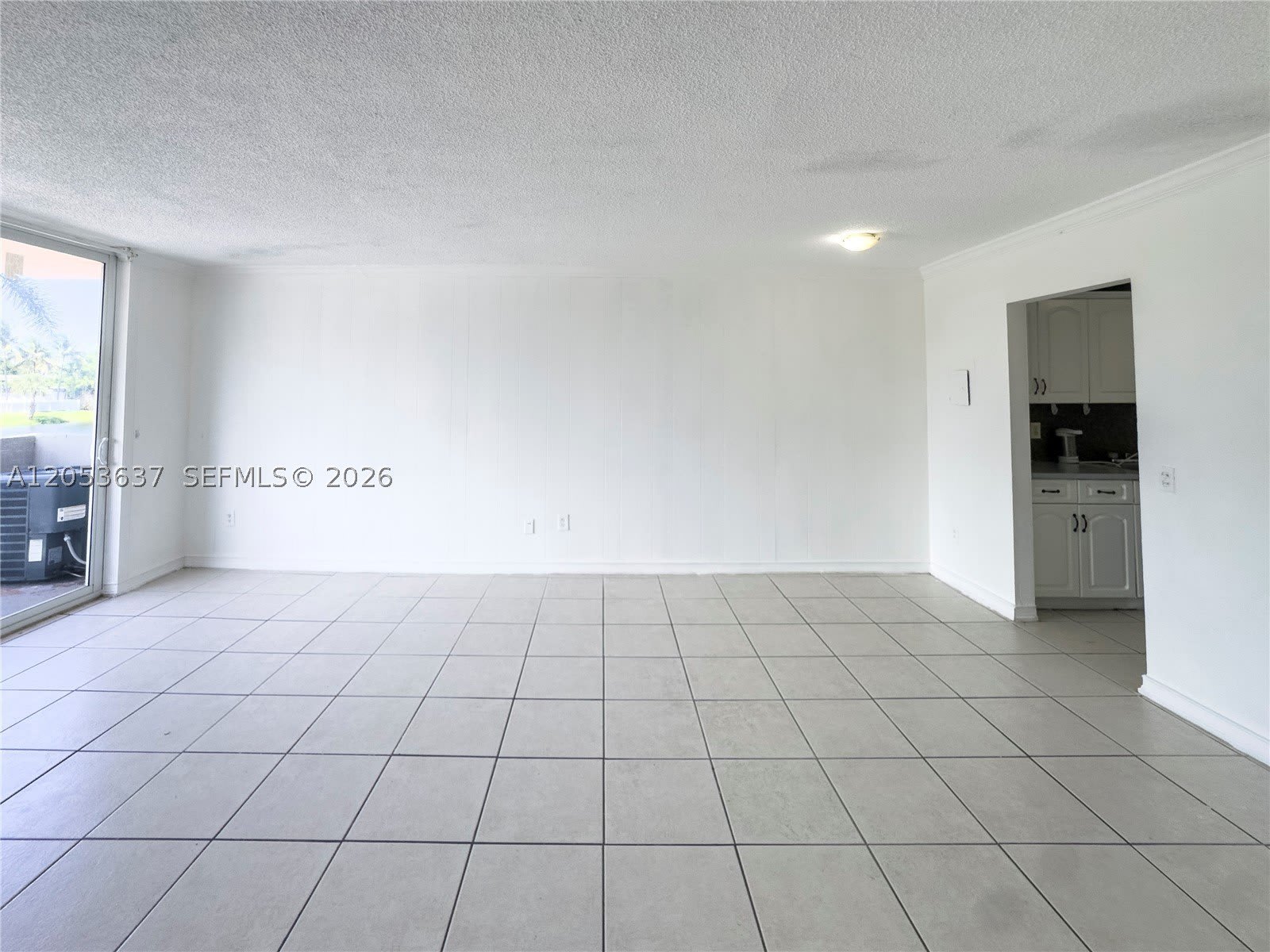 2075 NE 164th St – photo 5