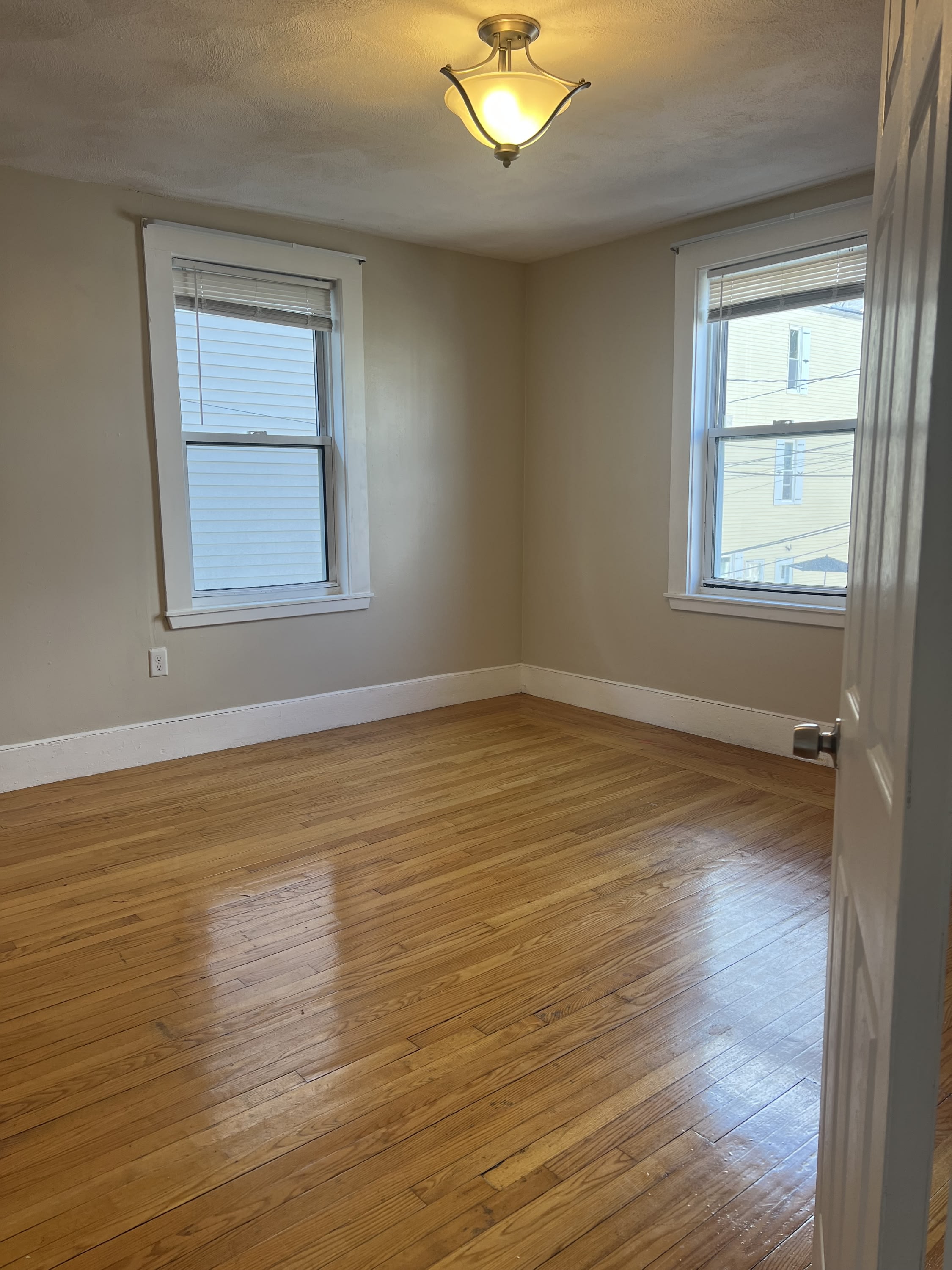 16 Bynner Street – photo 1
