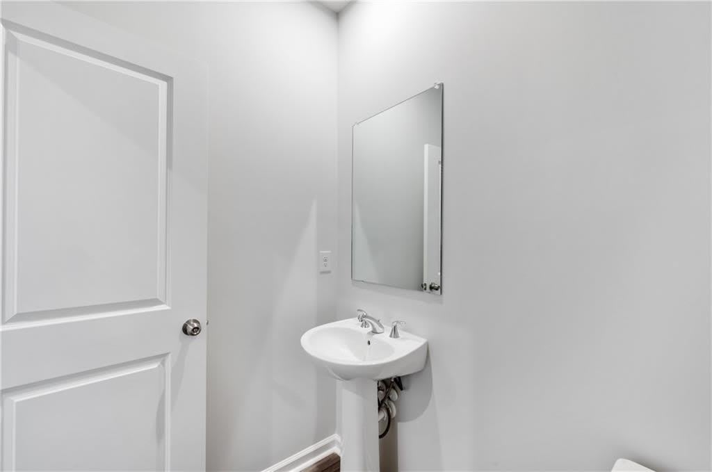 909 Colton Drive – photo 3