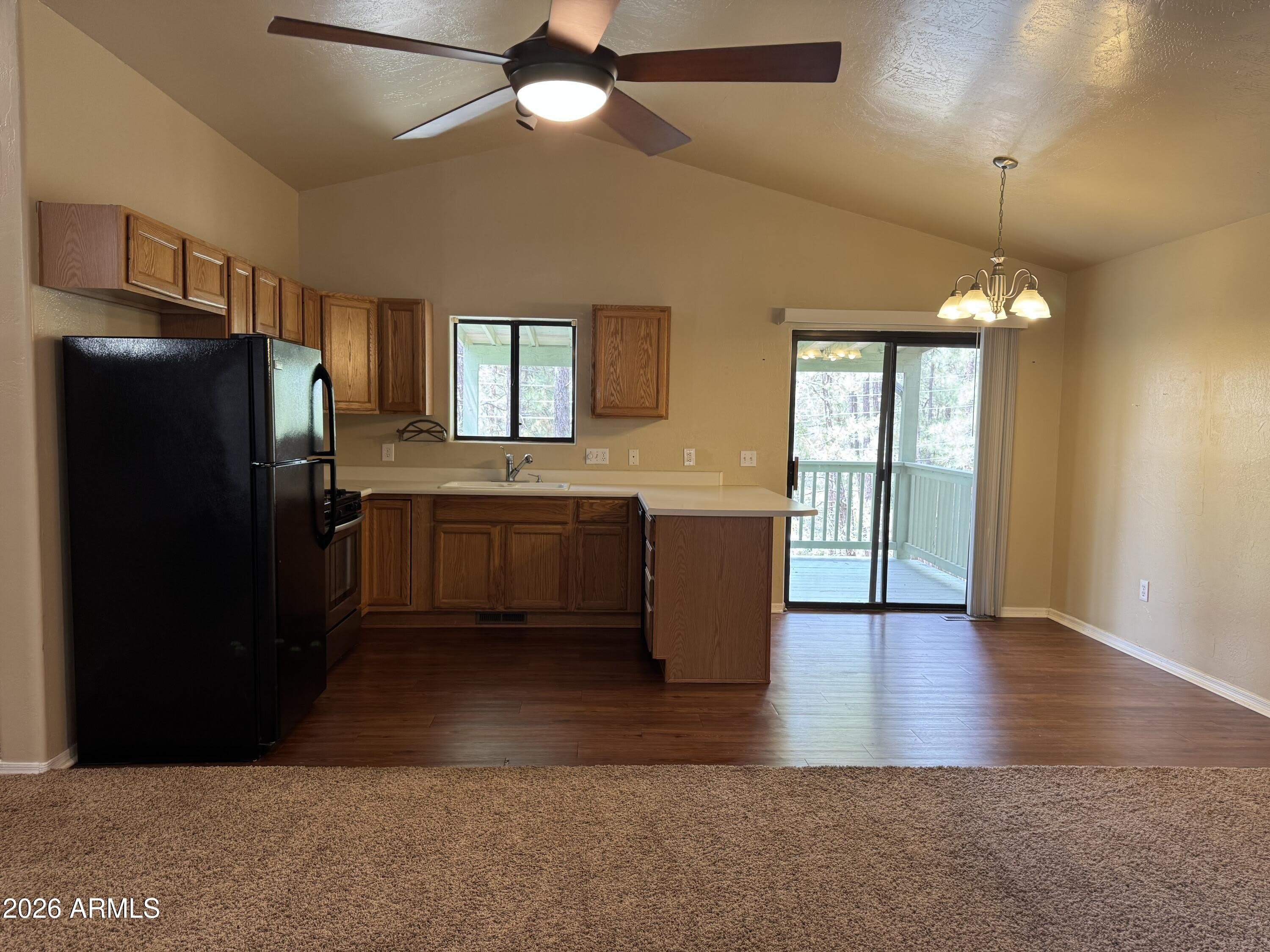 574 S Walnut Creek Loop – photo 4