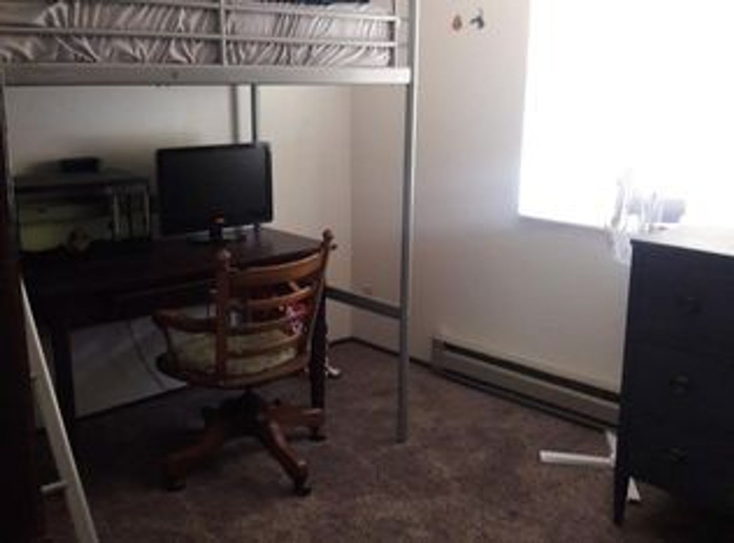 3 Bedroom Single Level Home in Lynnwood – photo 2