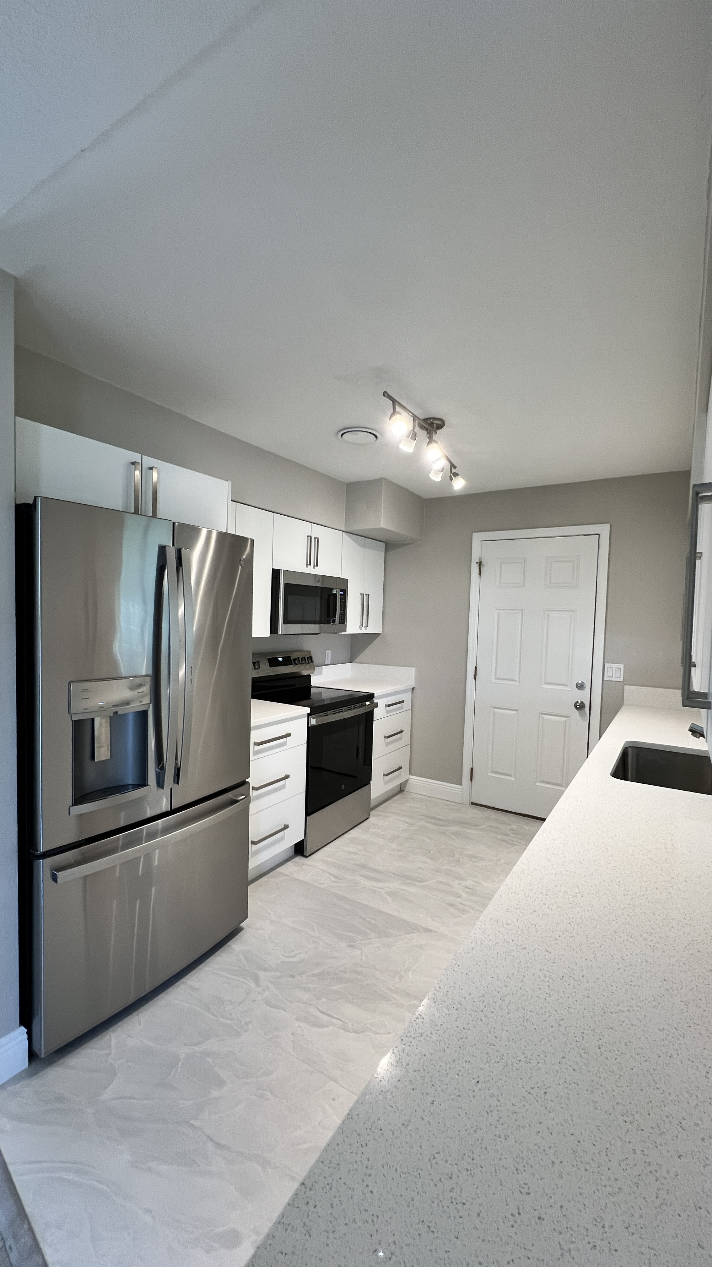 7615 Northern Oak Street – photo 3