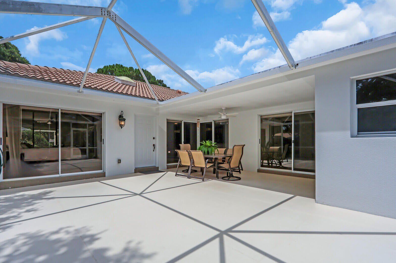 7904 Chapman Oak Court – photo 3