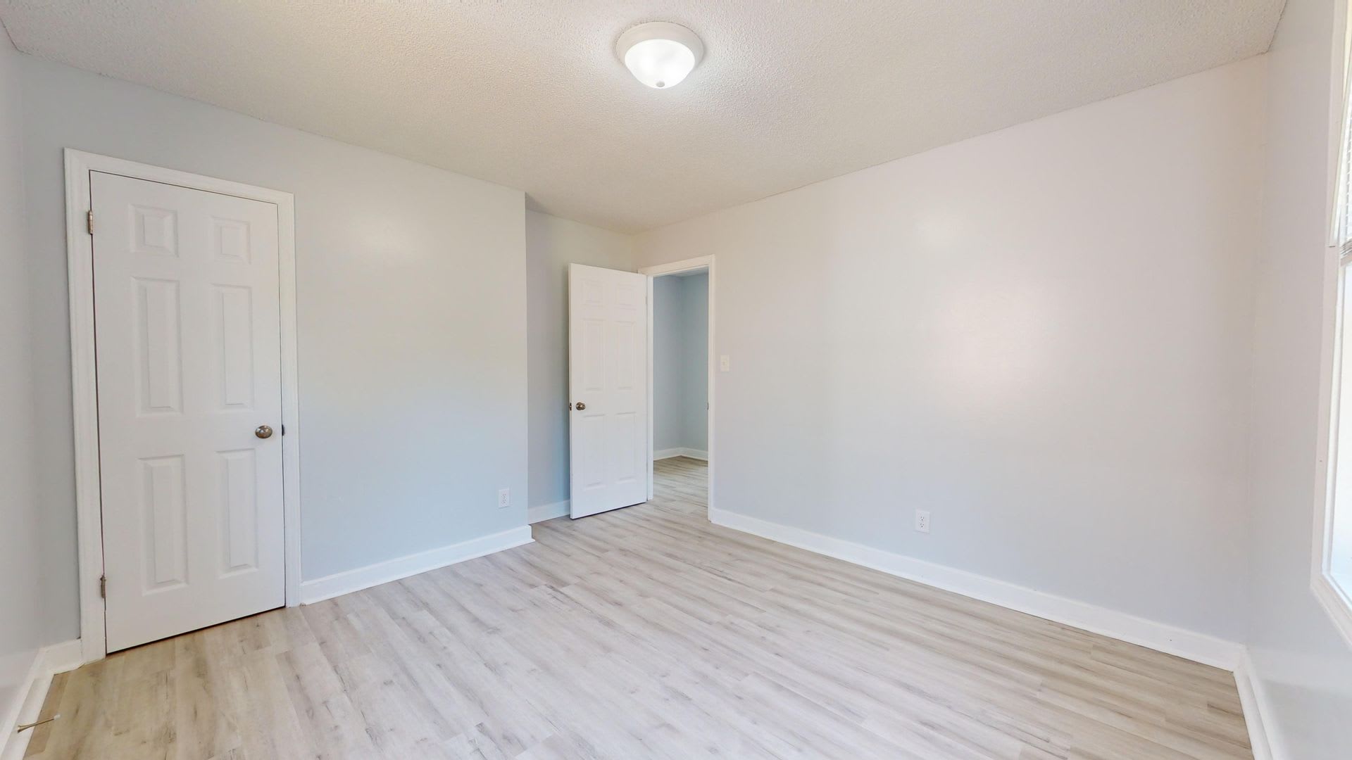 Two bedroom apartment for $900 per month ~5 minutes from the Airport in a quaint and quiet community! – photo 5