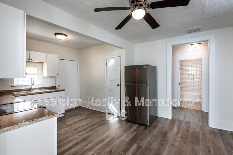 404 Paines Ave NW – photo 2