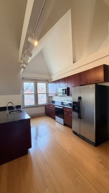 4400 Laclede Ave / 3 South Newstead Avenue – photo 1
