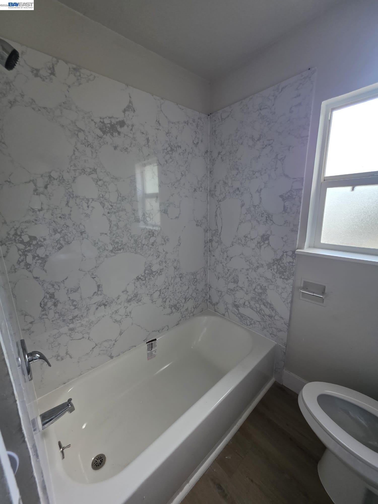 20331 CONCORD AVE – photo 5
