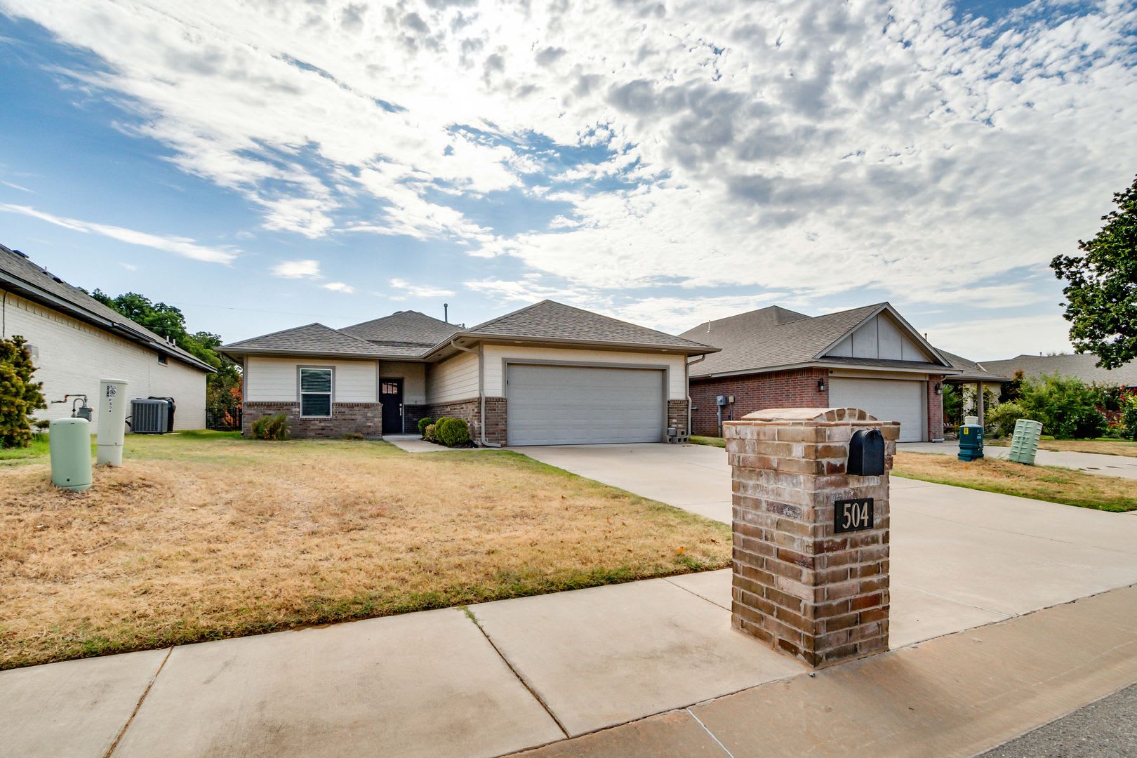 4 Bedroom 2 Bath Home In Edmond See Contact Info Below – photo 2