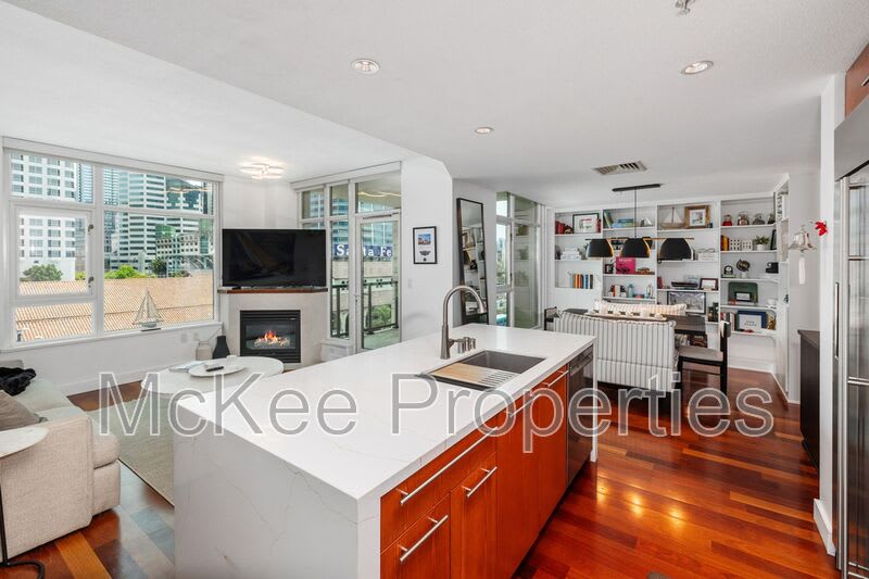 1199 Pacific Highway – photo 1