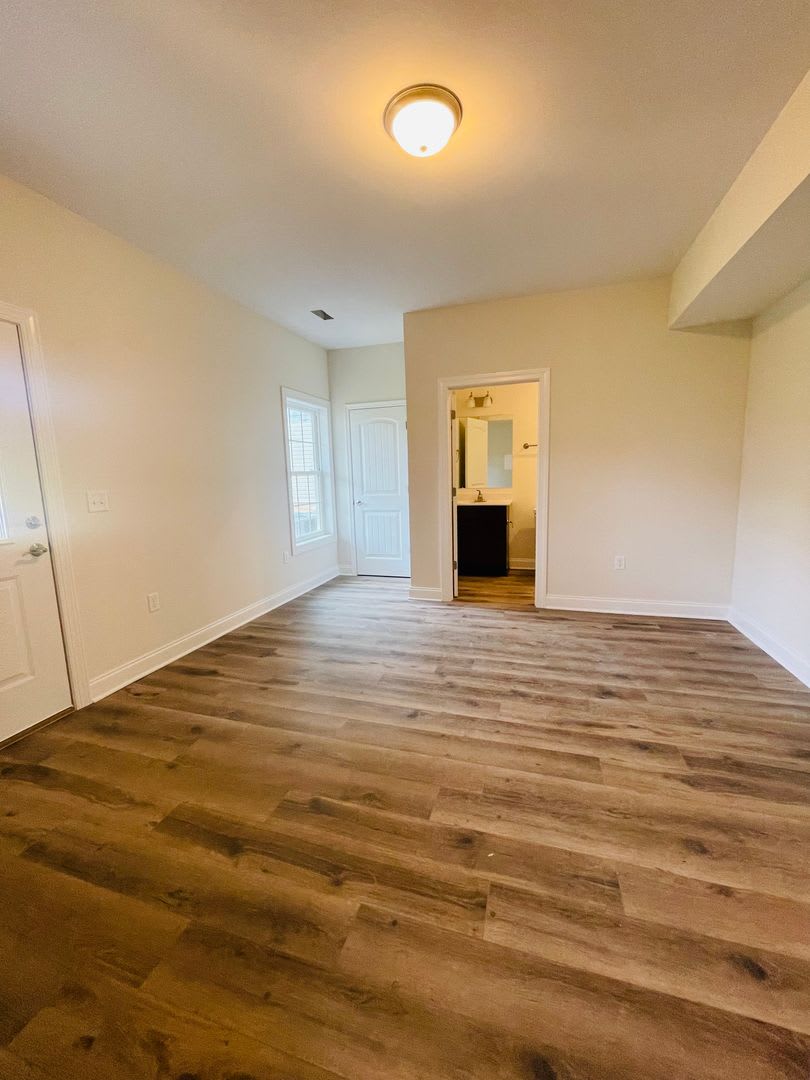 Crescent Ridge Townhome for Rent – photo 4