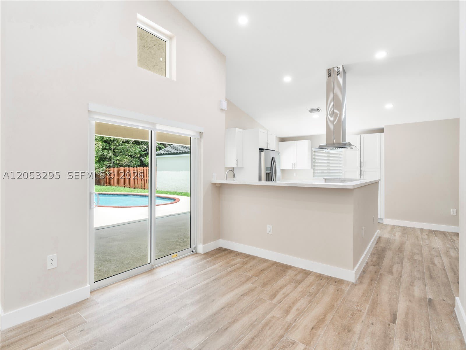 11747 SW 90th Ter – photo 4