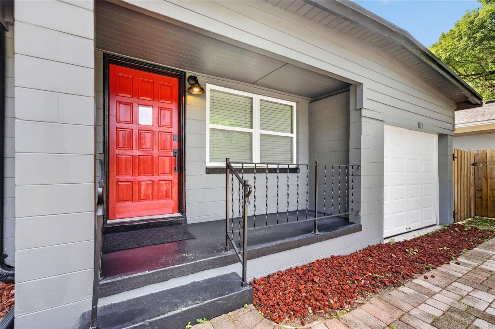 1317 CLOVERLAWN Avenue – photo 2