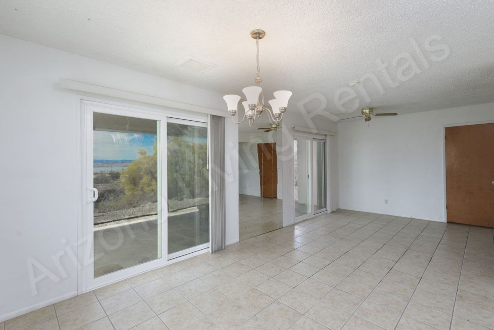 NORTHSIDE LAKEVIEW HOME – photo 5
