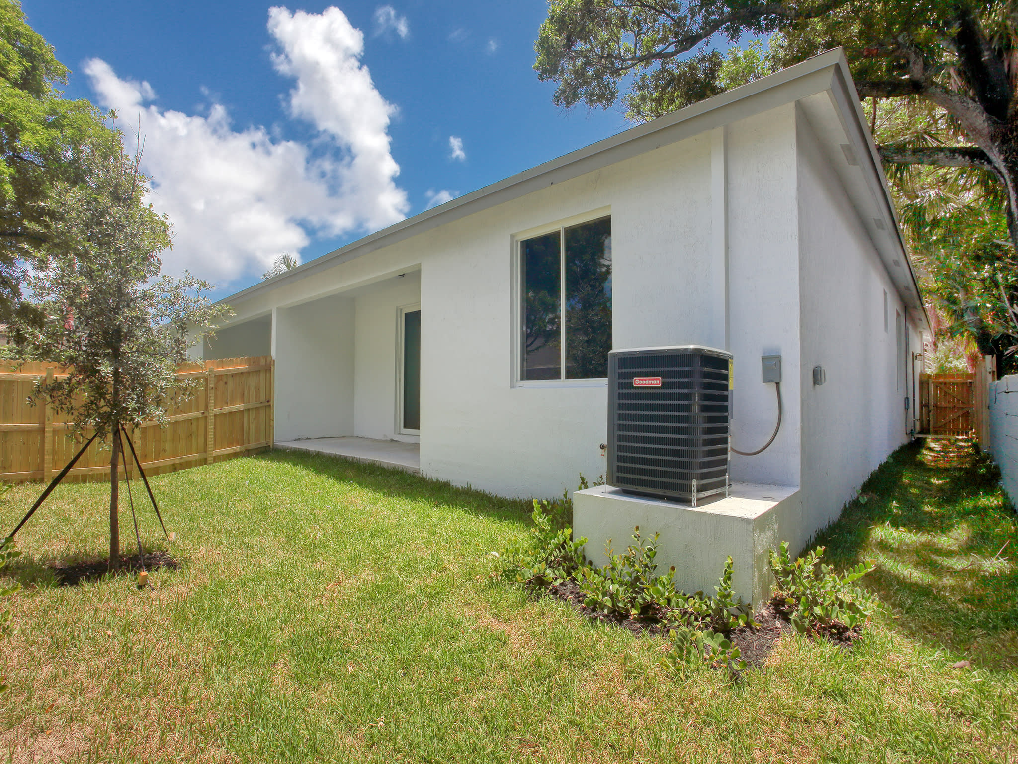 1515 Sw 27Th Ct – photo 1